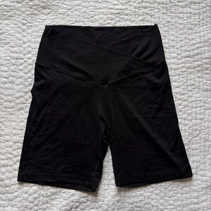 OFFLINE By Aerie Real Me Crossover High Waisted 7" Bike Short